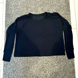 Featherweight Daydreamer Pullover (Charcoal heather)